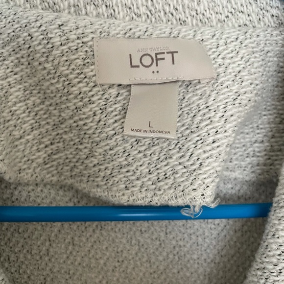 LOFT soft cream blazer - Picture 3 of 4